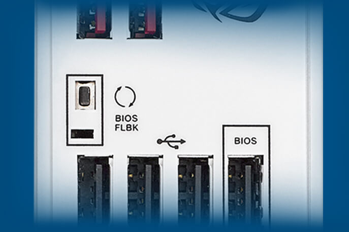 BIOS 閃回按鈕